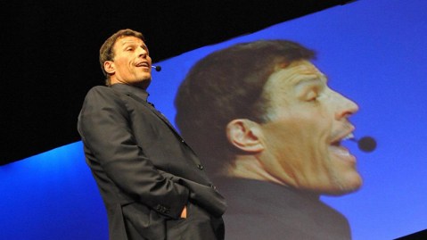 20141203190930-tony-robbins-6-basic-needs-make-us-tick